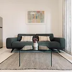 Apartment Modern With Loggia Terrace And Parking Zadar
