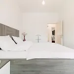 Modern With Loggia Terrace And Parking Zadar