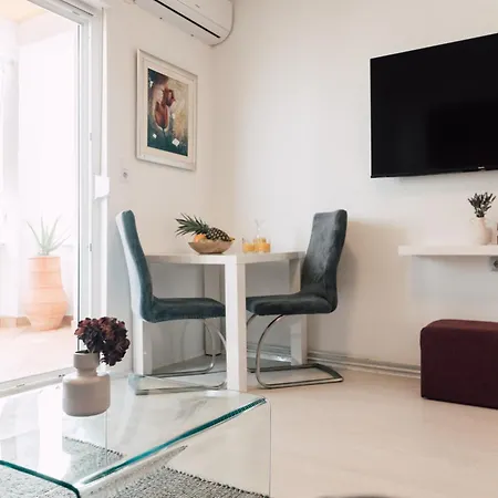 Modern With Loggia Terrace And Parking