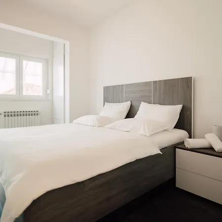 Modern With Loggia Terrace And Parking Lejlighed Zadar