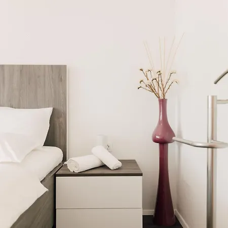 Modern With Loggia Terrace And Parking Lejlighed Zadar