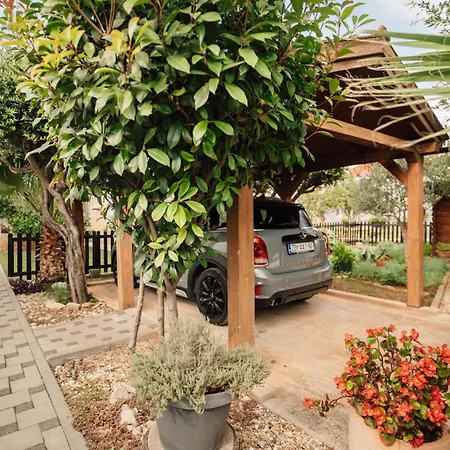 Modern With Loggia Terrace And Parking * Zadar