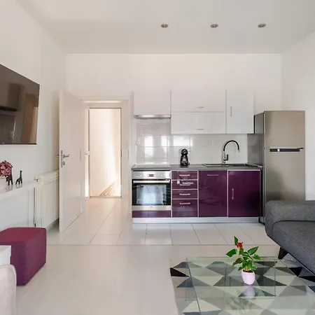Modern With Loggia Terrace And Parking *