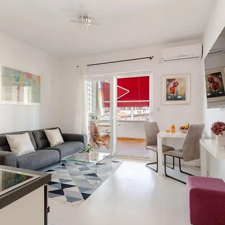Modern With Loggia Terrace And Parking * Ζαντάρ