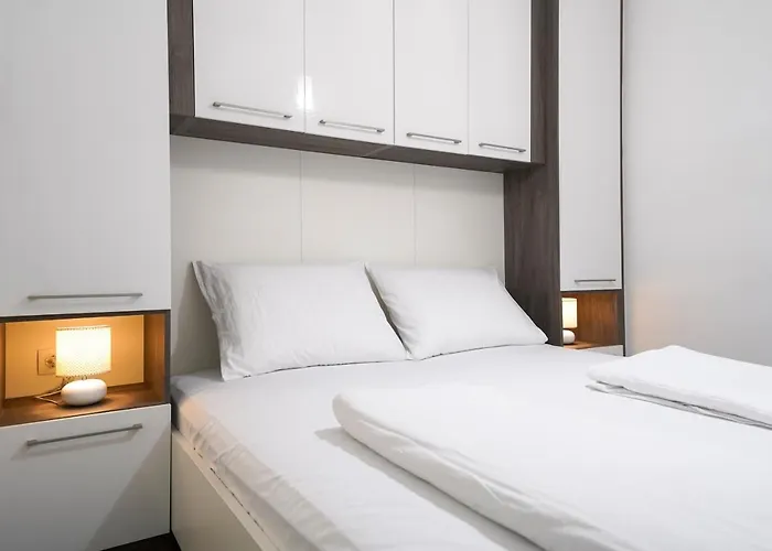 Modern With Loggia Terrace And Parking *