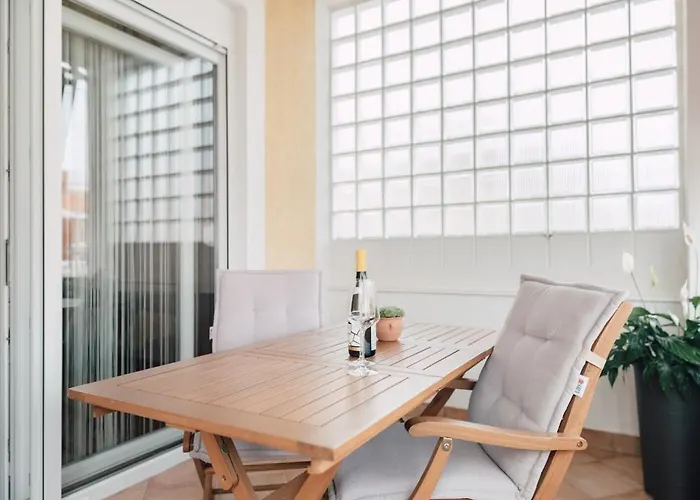 Modern With Loggia Terrace And Parking Zadar