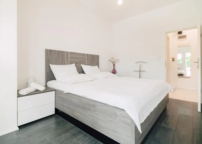 Modern With Loggia Terrace And Parking Appartement *