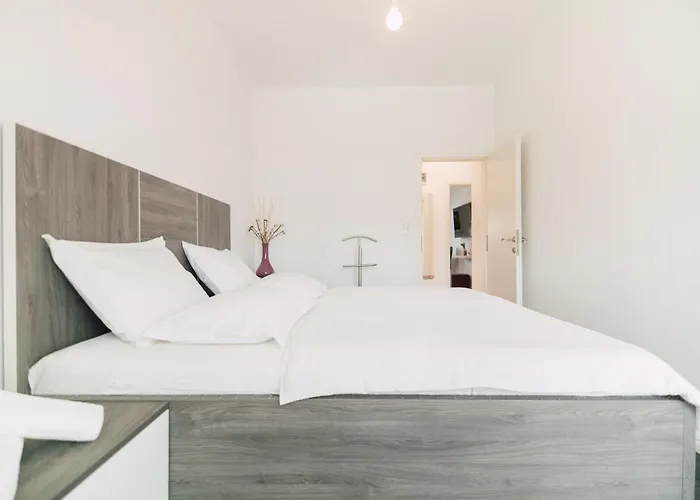 Modern With Loggia Terrace And Parking Zadar