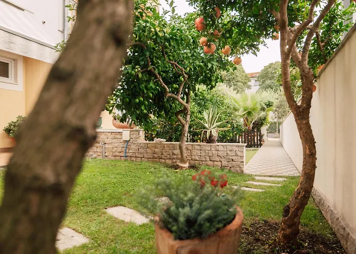 Appartement Modern With Loggia Terrace And Parking